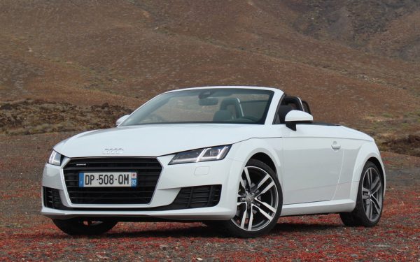 Audi TT se vyrábí od roku 2014 (8S)