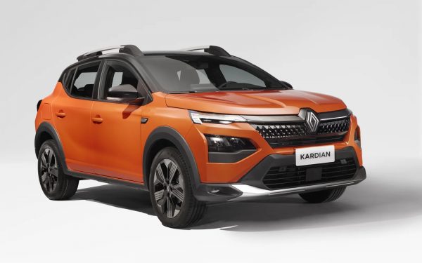 Renault představil Cenově dostupný Crossover Kardian velikosti Sandero Stepway