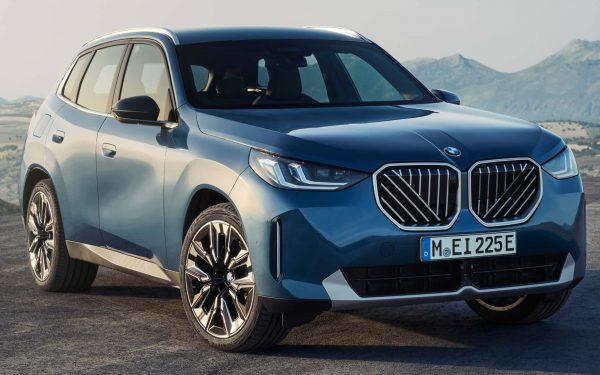 BMW X3 v nové generaci dostalo extravagantní exteriér