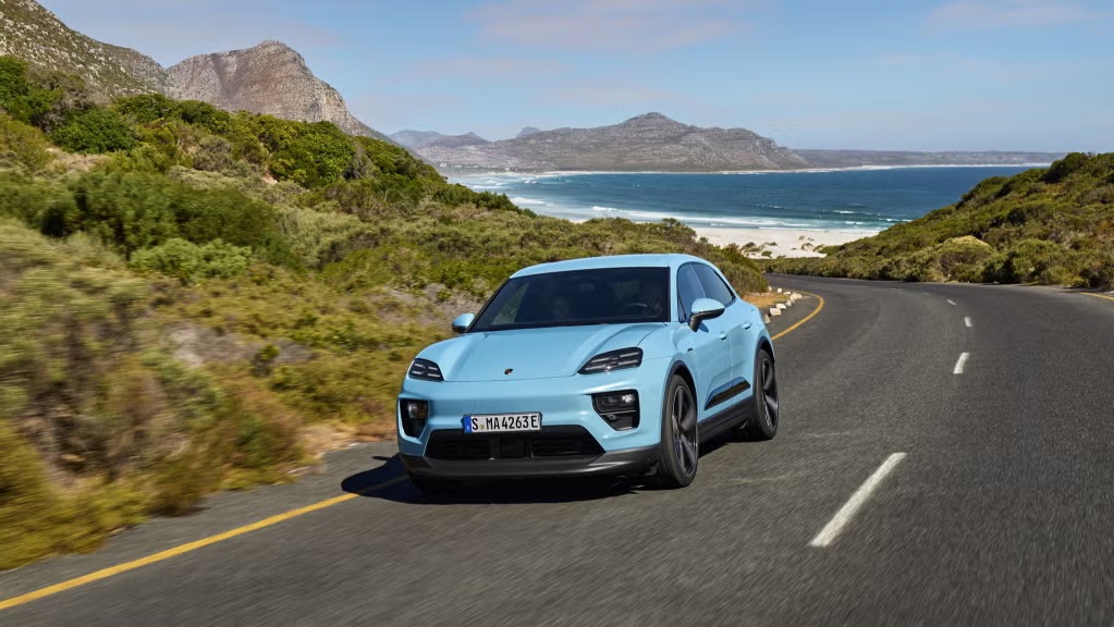 2025 Porsche Macan EV přidává vstupní bod zadního pohonu